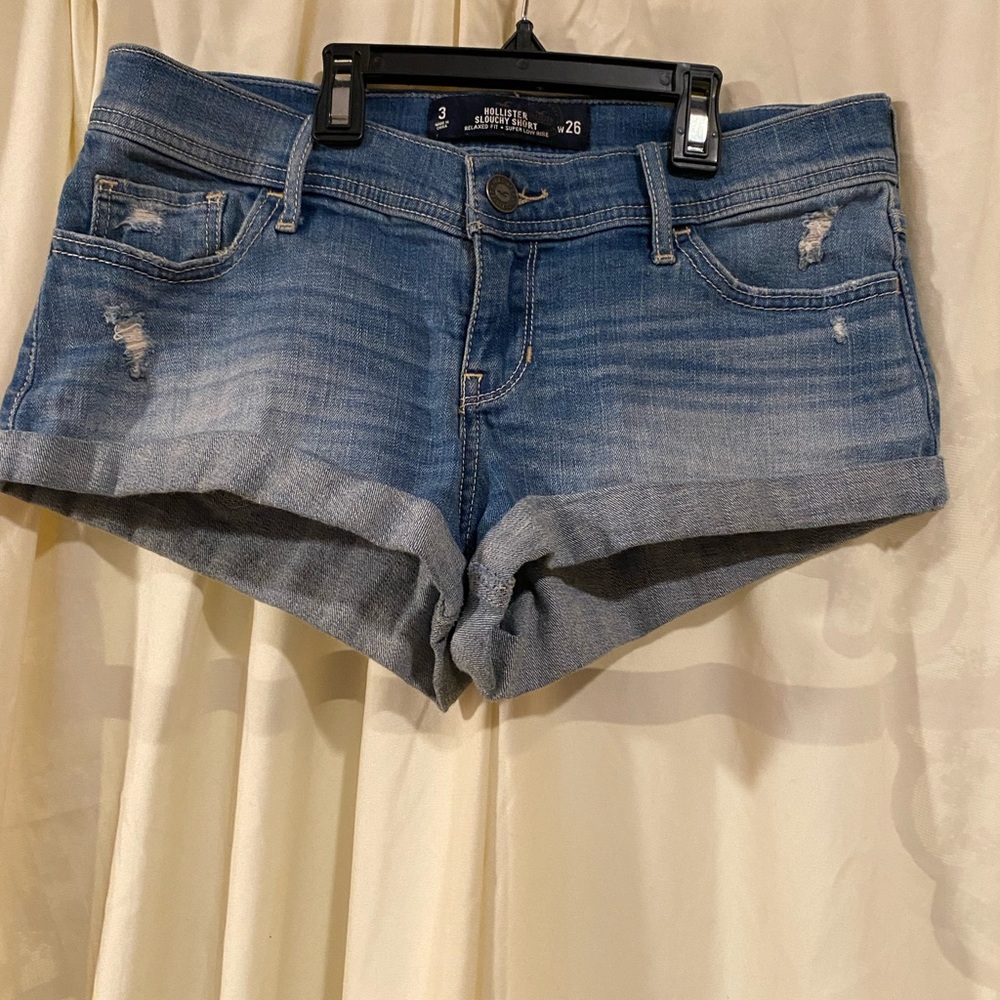 Hollister slouchy shorts